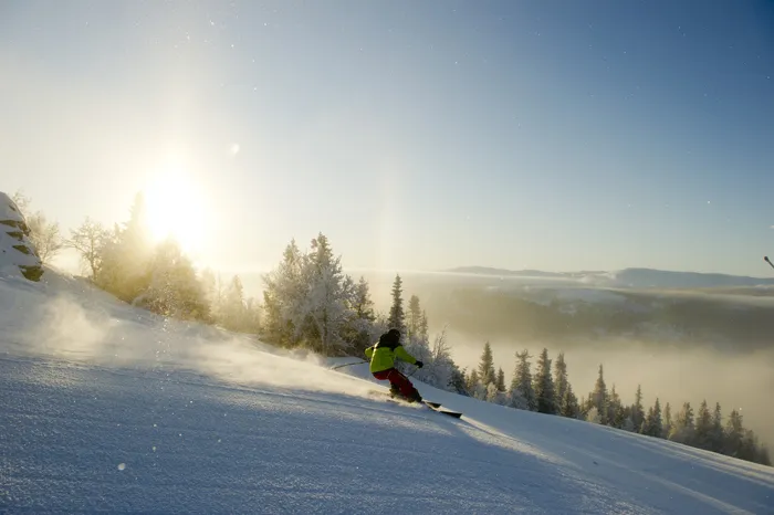 Skikjøring på vestsiden i Kvitfjell.